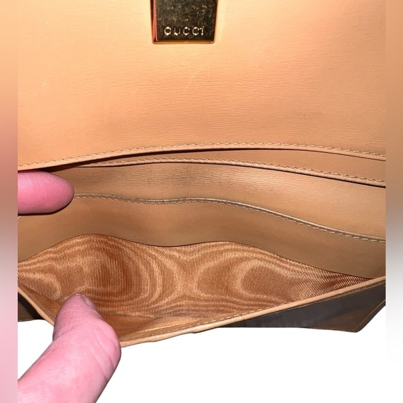 Gucci Vintage Horse Bit Long Wallet Tan Italian Leather Brass Hardware Neutral - Picture 8 of 16